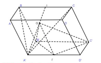 Cho hình hộp có thể tích bằng Gọi là trọng tâm tam giác \(A'BC\) và là trung điểm của Thể tích khối tứ diện bằng:Hướng dẫn gải: (ảnh 7)