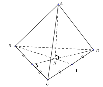 Cho tứ diện đều \(ABCD\) có cạnh bằng 4. Tính diện tích xung quanh của hình trụ có đường tròn đáy là đường tròn nội tiếp tam giác \(BCD\) và có chiều cao bằng chiều cao của tứ diện đều \(ABCD (ảnh 1)