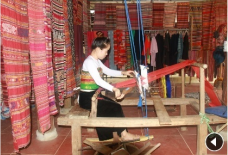  Điền vần còn thiếu vào chỗ trống:  Thợ d…. (ảnh 1)