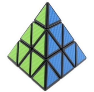 Một khối rubik có dạng hình chóp tam giác đều (các mặt khối rubic là các tam giác đều bằng nhau), có chu vi đáy bằng   180 m m ,   đường cao của mặt bên hình chóp là   67 m m .   Tính diện tích toàn phần (tổng diện tích các mặt) của khối rubik đó. (ảnh 1)