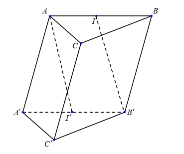 Cho hình lăng trụ A B C . A ′ B ′ C ′ , gọi I , I ′ lần lượt là trung điểm của A B , A ′ B ′ . Qua phép chiếu song song đường thẳng A I ′ , mặt phẳng chiếu ( A ′ B ′ C ′ ) biến I thành ? (ảnh 1)