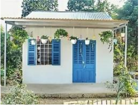 Một ngôi nhà có thể tích phần không gian bên trong là 40 m^3. Vào một ngày mùa đông, nhiệt độ trong ngôi nhà vào buổi sáng sớm là 20 độ C và đến giữa trưa là (ảnh 1)