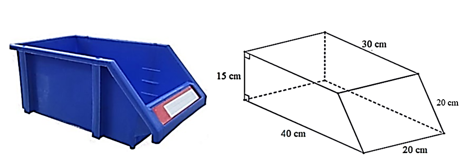 Một chiếc khay đựng linh kiện bằng nhựa, có dạng hình lăng trụ đứng đáy là hình thang vuông với độ dài hai cạnh đáy là 30 cm, 40 cm và các kích thước như hình dưới đây.
Khi đó: (ảnh 1)
