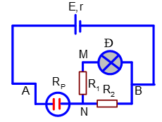 Cho mạch điện như hình vẽ. Nguồn có suất điện động E = 24 V (ảnh 1)