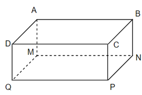  Mặt đáy ABCD của hình hộp chữ nhật trên có các cặp cạnh nào bằng nhau? A. Cạnh AB = CD  (ảnh 1)