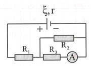 Cho mạch điện có sơ đồ như hình vẽ bên: epsilpn = 12V (ảnh 1)