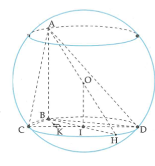 Trong không gian với hệ trục tọa độ Oxyz, cho mặt cầu (S) x^2 + y^2 + z^2 = 25 cắt mặt phẳng alpha x + 2y - 2z - 9 = 0 theo giao tuyến là một đường tròn (T) có đường kính CD. Biết A là một điểm di động thuộc mặt cầu (S) sao cho hình chiếu vuông góc của A trên   là điểm B thuộc đường tròn (T) (khác C, D). Thể tích lớn nhất của tứ diện ABCD là (ảnh 1)