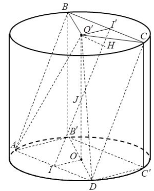 Cho hình lăng trụ có hai đáy là đường tròn tâm O và O', bán kính đáy bằng chiều cao bằng 4a. Trên đường tròn đáy (ảnh 1)