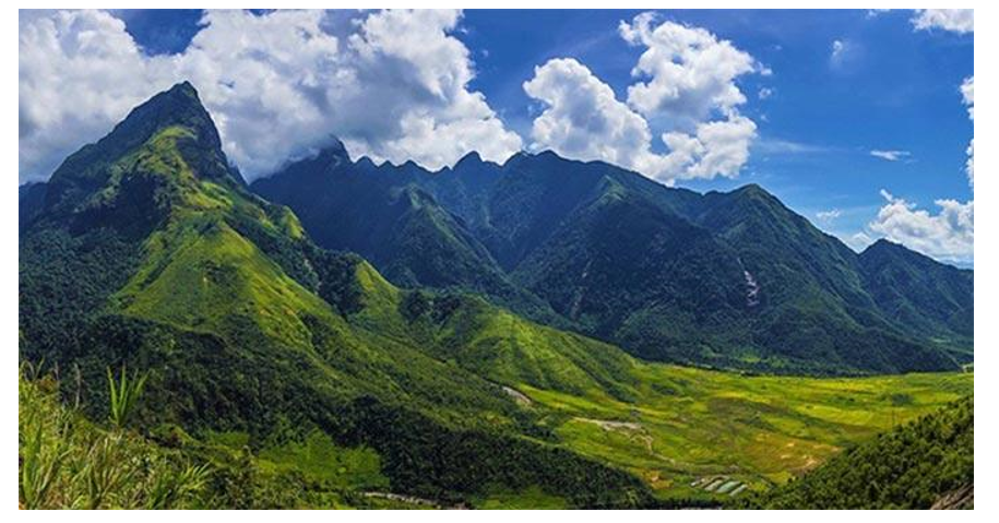 Hãy nêu ví dụ về địa hình được tạo thành chủ yếu do nội lực mà em biết ở nước ta. (ảnh 1)