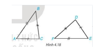 Cho hai tam giác ABC và DEF như Hình 4.18.  Trong các khẳng định sau, khẳng định nào đúng (ảnh 1)