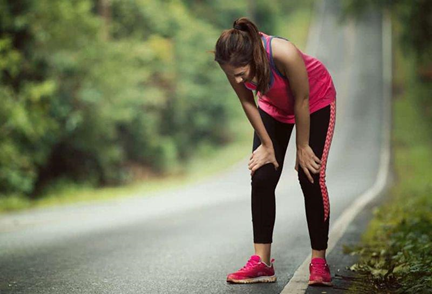 Em phải làm gì để hạn chế hiện tượng cực điểm trong luyện tập chạy cự li  (ảnh 1)