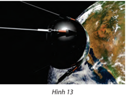 Ngày 04/10/1957, Liên Xô đã phóng thành công vệ tinh nhân tạo đầu tiên vào không gian, vệ tinh mang tên Sputnik I. Vệ tinh đó có quỹ đạo hình elip (E) nhận tâm Trái Đất là một tiêu điểm. Cho biết khoảng cách xa nhất giữa vệ tinh và tâm Trái Đất là 7310 km và khoảng cách gần nhất giữa vệ tinh và tâm Trái Đất là 6586 km. Tìm tâm sai của quỹ đạo chuyển động của vệ tinh Sputnik I. (Nguồn: https://vi.wikipedia.org) (ảnh 1)
