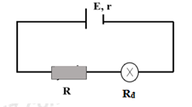 Cho mạch điện như hình vẽ. Biết nguồn điện có suất điện động E = 6V, điện trở trong của nguồn r = 0,1Ω; các điện trở Rđ = 11 Ω; R = 0,9 Ω. a) Viết công thức tính điện trở tương đương của mạch ngoài. Áp dụng số liệu đề bài đã cho để tính điện trở tương đương của mạch ngoài. b) Tính cường độ dòng điện qua mạch. (ảnh 1)