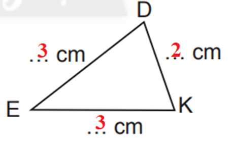 Đo độ dài các cạnh của tam giác DEK và viết vào chỗ chấm (ảnh 2)