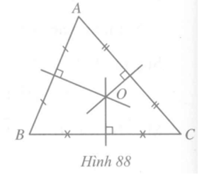 Trong một tam giác đường trung trực của mỗi ………….. được gọi là đường trung trực của tam giác đó (Hình 88).    (ảnh 2)
