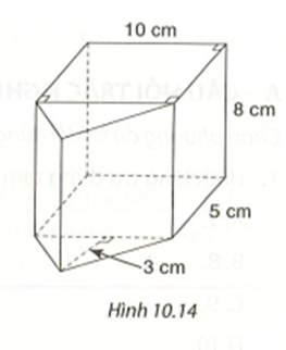 Một hình gồm hai hình lăng trụ đứng ghép lại với các kích thước như ở Hình 10.14.  (ảnh 1)