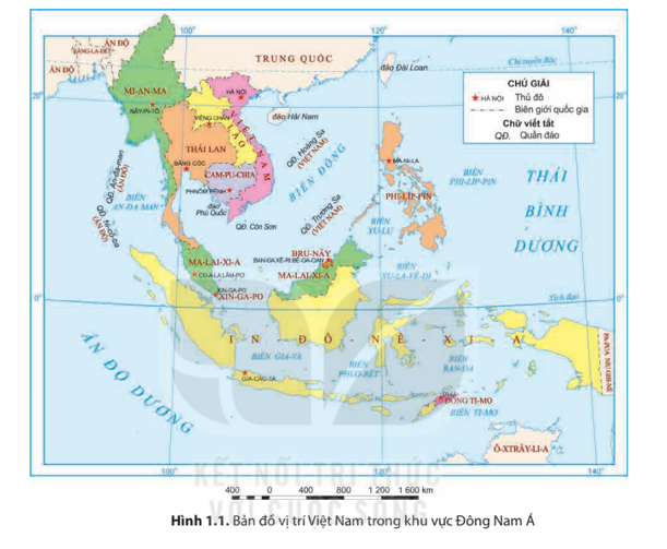 Dựa vào thông tin mục 2 và hình 1.1, hãy:  1/ Cho biết các quốc gia và biển tiếp giáp với phần đất liền của Việt Nam  2/ Mô tả hình dạng lãnh thổ trên (ảnh 1)