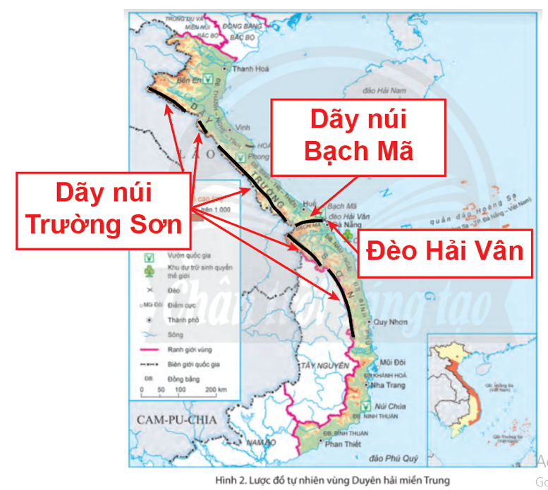 Quan sát hình 2 và đọc thông tin, em hãy: - Xác định trên lược đồ dãy núi Trường Sơn, dãy núi Bạch Mã, đèo Hải Vân. - (ảnh 2)