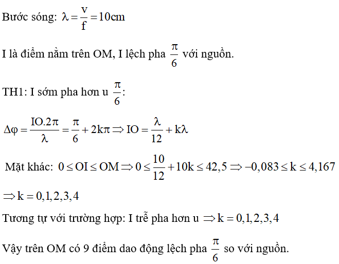 Một nguồn O phát sóng cơ dao động theo phương trình: u = 2cos(20πt + π/3) ( trong đó u (mm), t (s) ) sóng truyền theo đường thẳng Ox với tốc độ không đổi 1 (m/s). M là một điểm trên đường truyền cách O một khoảng 42,5 cm. Trong khoảng từ O đến M có bao nhiêu điểm dao động lệch pha   với nguồn?  (ảnh 1)