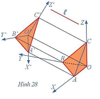 Trong Hoạt động 3, giả sử đường thẳng ℓ vuông góc với mặt phẳng (P') (Hình 28).  a) Tam giác A'B'C' có phải là tam giác đều hay không?  (ảnh 1)