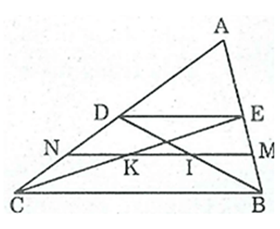 Cho tam giác ABC, các đường trung tuyến BD, CE. Gọi M, N theo thứ tự là trung điểm  (ảnh 1)