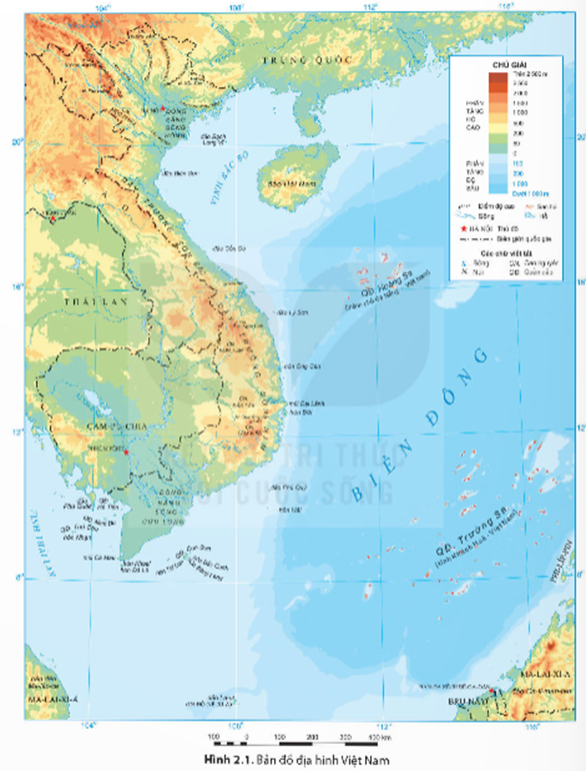Quan sát hình 2.1 trang 98 SGK hãy xác định vị trí các đảo và quần đảo (ảnh 1)