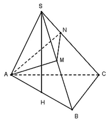 Cho hình chóp S.ABC có đáy ABC là ta giác vuông cân tại A, cạnh AB = 2a. Tam giác (ảnh 1)
