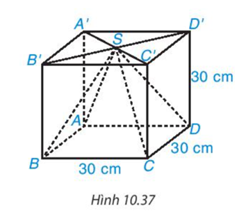 Từ một khúc gỗ hình lập phương cạnh 30 cm (H.10.37), người ta cắt đi một phần gỗ để được (ảnh 1)