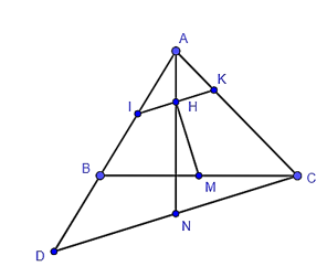 Cho tam giác ABC nhọn, M là trung điểm BC và H là trực tâm của tam giác ABC. Đường thẳng qua H và vuông góc với MH cắt AB và AC theo thứ tự ở I và K. Qua C kẻ đường thẳng song song với IK, cắt AH và AB theo thứ tự tại N và D. Khẳng định nào sau đây là đúng? A. NC = ND; B. DB = NC; C. Cả A, B đều sai; D. Cả A, B đều đúng. (ảnh 1)