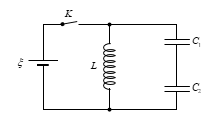 Mạch dao động điện từ gồm hai tụ điện có điện dung C =2nF, và cuộn cảm thuần có độ tự cảm L =9 mH. Nguồn điện lí tưởng (ảnh 1)
