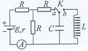 Dùng mạch điện như hình bên để tạo dao động điện từ, trong đó E = 5V. r = 1 ôm  và các điện trở R giống nhau.  (ảnh 1)