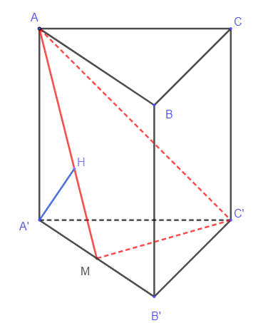 Cho khối lăng trụ đứng ABC.A’B’C’ có tam giác ABC vuông cân tại C, BC = a căn 2 và gọi M  là trung điểm của đoạn thẳng A’B’ (ảnh 1)