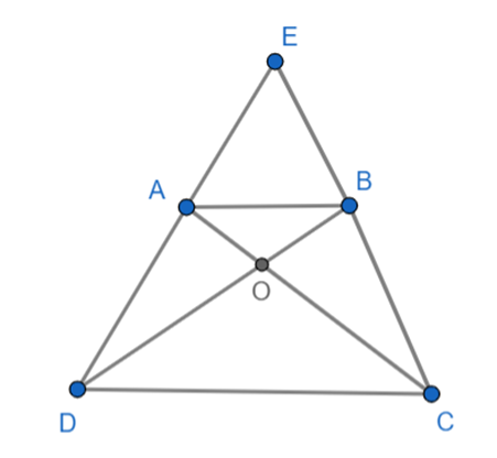 Cho hình thang cân ABCD có AB // CD, O là giao điểm của hai đường chéo, E là giao điểm của hai đường thẳng chứa hai cạnh bên AD và BC. Chứng minh: OA = OB; OC = OD. (ảnh 1)