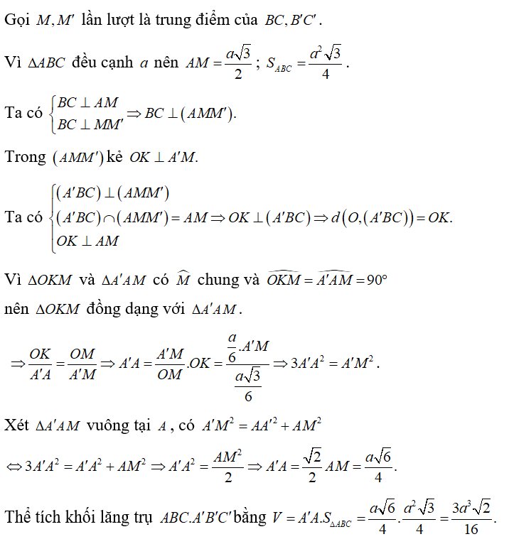 Cho hình lăng trụ đứng ABC.A'B'C' có đáy ABC là tam giác đều cạnh a (ảnh 1)