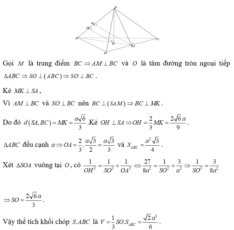 Cho hình chóp tam giác đều SABC có AB =a, khoảng cách giữa hai đường thẳng SA và BC (ảnh 1)