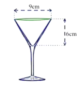 Một ly rượu bằng thủy tinh phần đựng rượu dạng hình nón có đường kính miệng ly là 9 cm, chiều cao hình nón  (ảnh 1)