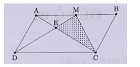 Cho hình bình hành ABCD có M là trung điểm của cạnh AB. Hai đoạn thẳng AC và DM cắt  (ảnh 2)