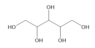 Xylitol là chất tạo ngọt tự nhiên được chiết xuất từ cây bạch dương và cây sồi, có vị ngọt như đường mía nhưng lượng calo thấp. Xylitol đã được chứng minh là giúp ngăn ngừa sâu răng bởi các hiệp hội nha khoa ở nhiều nước trên thế giới. Xylitol có công thức cấu tạo như sau:   a) Xylitol có thể hoà tan Cu(OH)2 tạo dung dịch màu xanh lam. b) Xylitol có tan tốt trong nước do có phân tử khối lớn. c) Công thức phân tử của xylitol là C5H10O5. d) Xylitol thuộc loại hợp chất carbonyl. (ảnh 1)