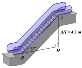 Để thực hiện việc di chuyển của khách hàng giữa các tầng hàng trong siêu thị, người chủ đầu tư thường cho lắp hệ thống thang cuốn tự động. Biết rằng thang cuốn có góc nghiêng là  35 ∘  so với phương ngang và tốc độ truyền là  0 , 65  m/s, khoảng cách giữa hai tầng liên tiếp là  4 , 2  m. (ảnh 1)