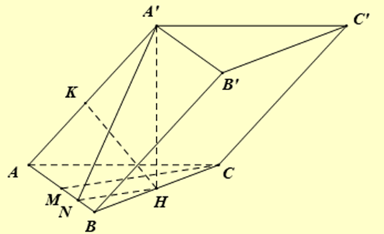 Cho lăng trụ \(ABC.A'B'C'\) có đáy \(ABC\) là tam giác đều cạnh \(a\). Hình chiếu của \(A'\) lên mặt phẳng \(\left( {ABC} \right)\) trùng với trung điểm \(BC\). Cho biết góc giữa hai mặt phẳng \(\left( {ABB'A'} \right)\) và \(\left( {A'B'C'} \right)\) bằng \({60^ \circ }\). Mỗi phát biểu sau đây là đúng hay sai? Phát biểu	ĐÚNG	SAI Khoảng cách giữa \(A'B'\) và \(BC\) bằng \(\frac{{3a}}{4}\).		 Khoảng cách từ \(A'\) đến \({\rm{mp}}\left( {BCC'B'} \right)\) bằng \(\frac{{3a\sqrt {14} }}{7}\).		 (ảnh 1)