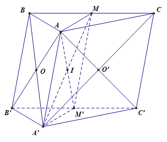 Cho lăng trụ tam giác ABC.A'B'C'. Gọi M và M' lần lượt là trung điểm của các cạnh BC và B'C'. Khi đó:a) Giao tuyến của hai mặt phẳng (AB'C') và (A'BC) đi qua giao điểm của hai đường thẳng AM' (ảnh 1)