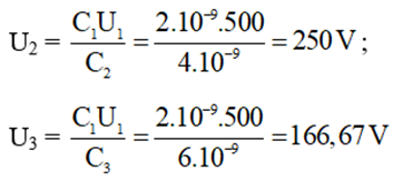 Ba tụ C1 = 2.10^-9 F, C2 = 4.10^-9 F, C3 = 6.10^-9 F mắc nối tiếp. Hiệu điện thế giới hạn của mỗi tụ là 500 V (ảnh 1)