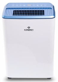 Một ion âm OH- có khối lượng 2,833.10^-26 kg được thổi ra từ máy lọc không khí với vận tốc 10 m/s cách mặt đất 80 cm ở nơi có điện trường của Trái Đất bằng 120 V/m. Dưới  (ảnh 1)