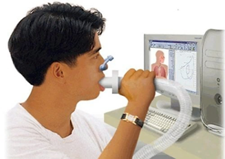 Trong hình bên, bệnh nhân được cho chức năng thông khí phổi bằng phương pháp xạ hình phổi. (ảnh 1)