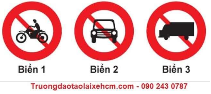 Khi gặp biển nào thì xe mô tô hai bánh được đi vào?  A. Không biển nào. B. Biển  (ảnh 1)