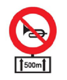 Chiều dài đoạn đường 500 m từ nơi đặt biển này, người lái xe có được phép bấm còi không (ảnh 1)