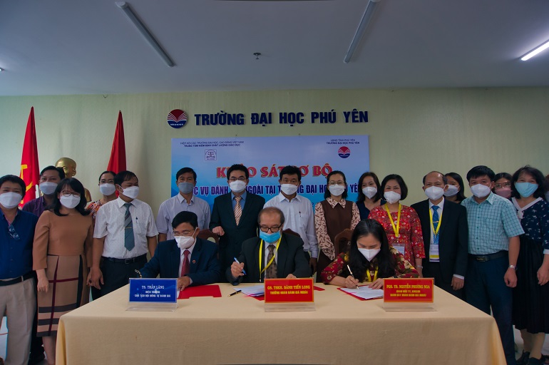 Trường Đại Học Phú Yên