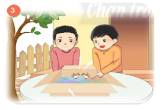 Khi gặp lại nhau, hai chú chim thế nào?   A. Vui mừng, vỗ cánh. B. Càng thêm ủ rũ. C. Khóc thật to. (ảnh 1)