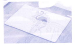 Một số tấm thảm hình chữ nhật có kích thước (chiều dài × chiều rộng) như sau:Hỏi mỗi tấm thảm trên có diện tích bao nhiêu đề-xi-mét vuông? (ảnh 1)