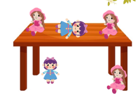 b) Có mấy con búp bê ở dưới bàn? 	A. 1 	 	B. 2	 	C. 3	 	D. 4 (ảnh 1)